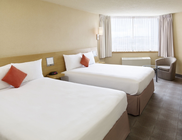 Imagen de la habitación del Hotel Delta Hotels Toronto Mississauga. Foto 10