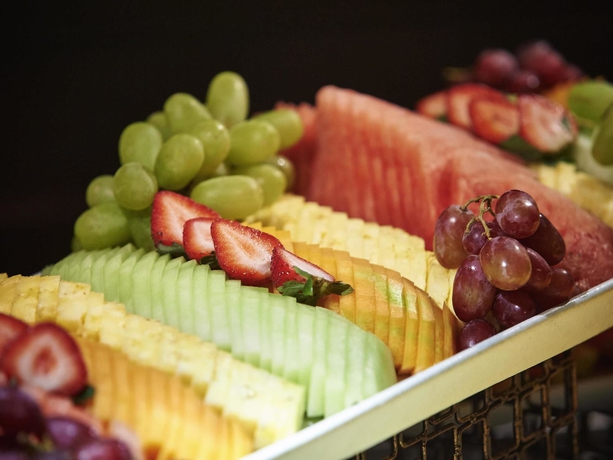 Imagen del bar/restaurante del Hotel Delta Hotels Toronto Mississauga. Foto 4