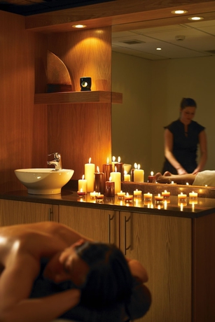 Imagen de la piscina del Hotel Delta Hotels Worsley Park Country Club. Foto 19