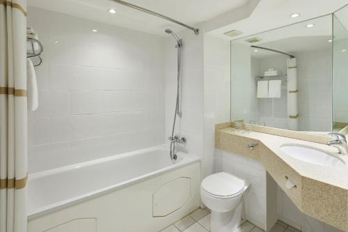 Imagen de la habitación del Hotel Delta Hotels by Marriott Aberdeen. Foto 14
