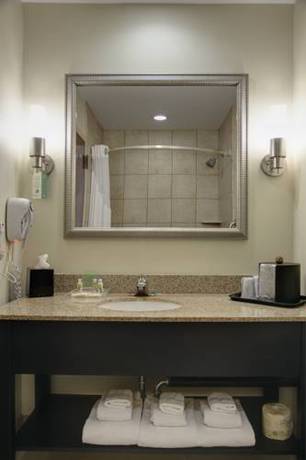 Imagen de la habitación del Hotel Delta Hotels by Marriott Bristol. Foto 11