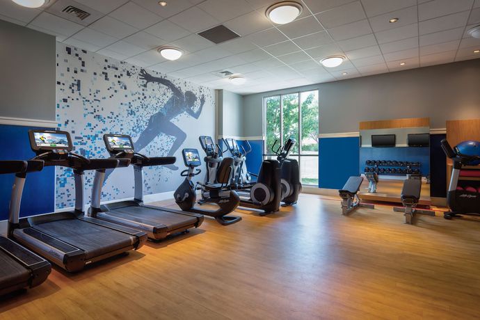 Imagen de los interiores del Hotel Delta Hotels by Marriott Midwest City at the Reed Conference Center. Foto 11