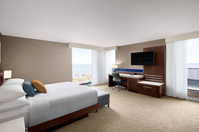 Imagen de la habitación del Hotel Delta Hotels by Marriott Thunder Bay. Foto 4