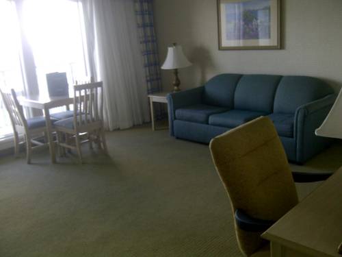 Imagen de la habitación del Hotel Delta Hotels by Marriott Virginia Beach Waterfront. Foto 2