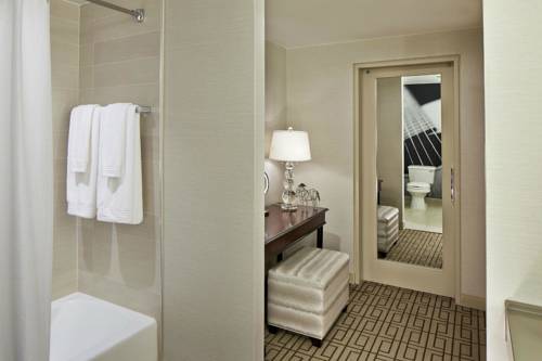 Imagen de la habitación del Hotel Delta Hotels by Marriott Woodbridge. Foto 7