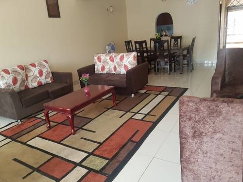 Imagen de la habitación del Hotel Delta Suites. Foto 3