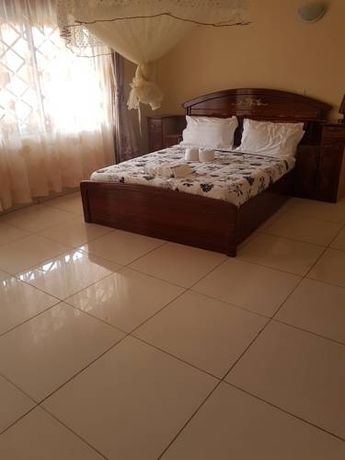 Imagen de la habitación del Hotel Delta Suites. Foto 7