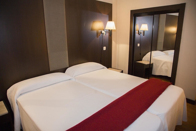 Imagen de la habitación del Hotel Delta, Tudela. Foto 6