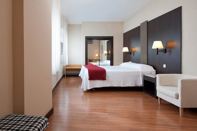 Imagen de la habitación del Hotel Delta, Tudela. Foto 11