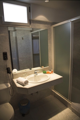 Imagen de la habitación del Hotel Delta, Tudela. Foto 17