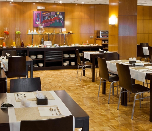 Imagen del bar/restaurante del Hotel Delta, Tudela. Foto 3