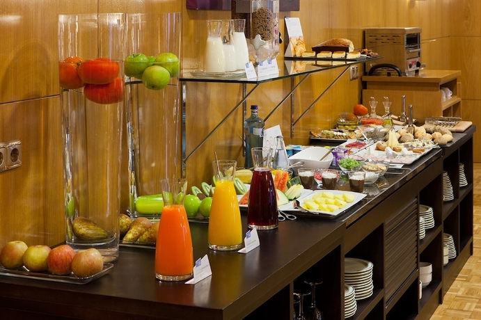 Imagen del bar/restaurante del Hotel Delta, Tudela. Foto 5