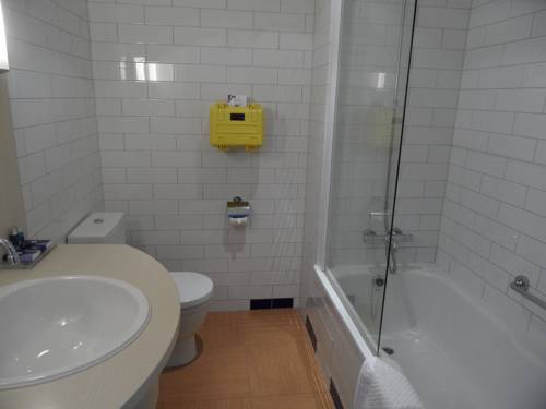 Imagen de la habitación del Hotel Delta Vlaardingen. Foto 14