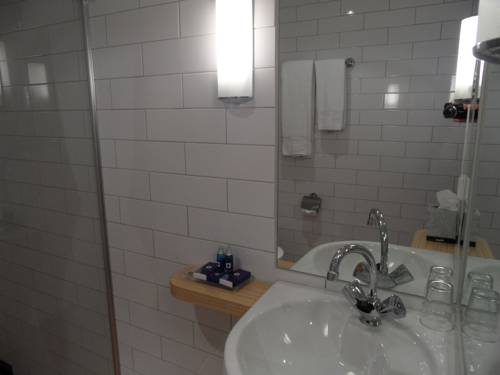 Imagen de la habitación del Hotel Delta Vlaardingen. Foto 16