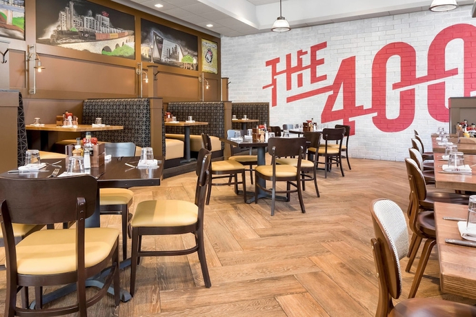 Imagen del bar/restaurante del Hotel Delta by Marriott Minneapolis Northeast. Foto 6
