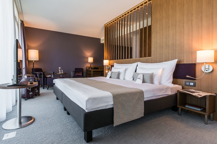 Imagen de la habitación del Hotel Deltapark Vitalresort. Foto 8