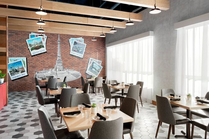 Imagen del bar/restaurante del Hotel Deltas By Marriott Indianapolis Airport. Foto 1