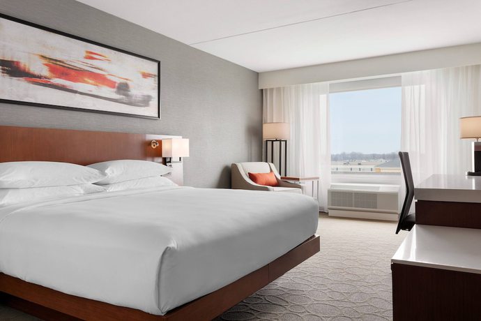 Imagen de la habitación del Hotel Deltas By Marriott Indianapolis Airport. Foto 12
