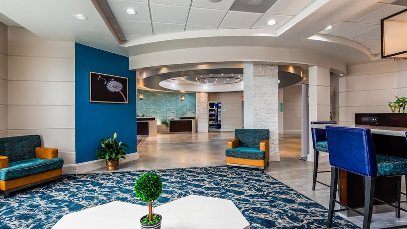 Imagen de los interiores del Hotel Deltas By Marriott Jacksonville Deerwood. Foto 7