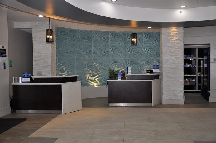 Imagen de los interiores del Hotel Deltas By Marriott Jacksonville Deerwood. Foto 15