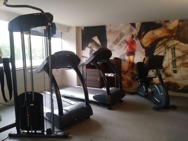 Imagen de los interiores del Hotel Deltas By Marriott Jacksonville Deerwood. Foto 19