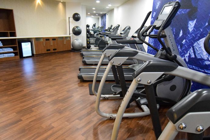 Imagen de los interiores del Hotel Deltas By Marriott Little Rock West. Foto 8