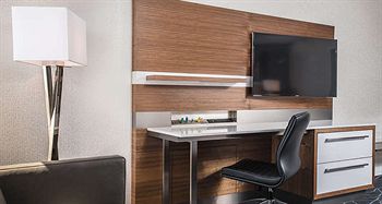 Imagen de la habitación del Hotel Deltas By Marriott Waterloo. Foto 5
