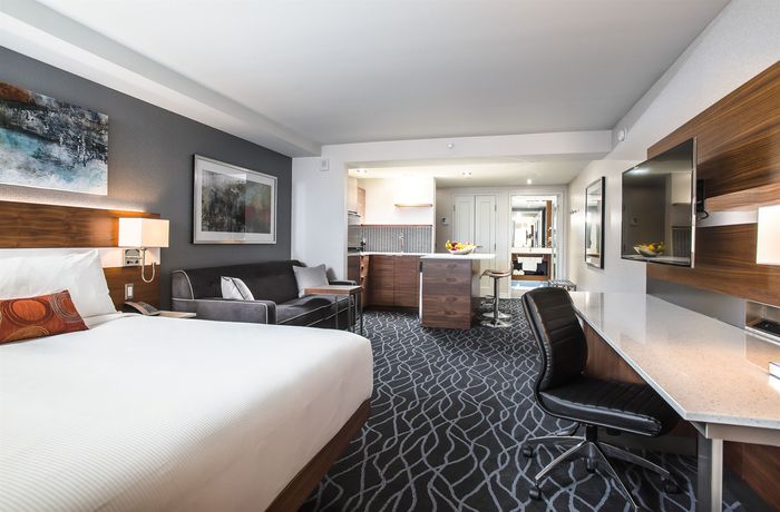 Imagen de los interiores del Hotel Deltas By Marriott Waterloo. Foto 16