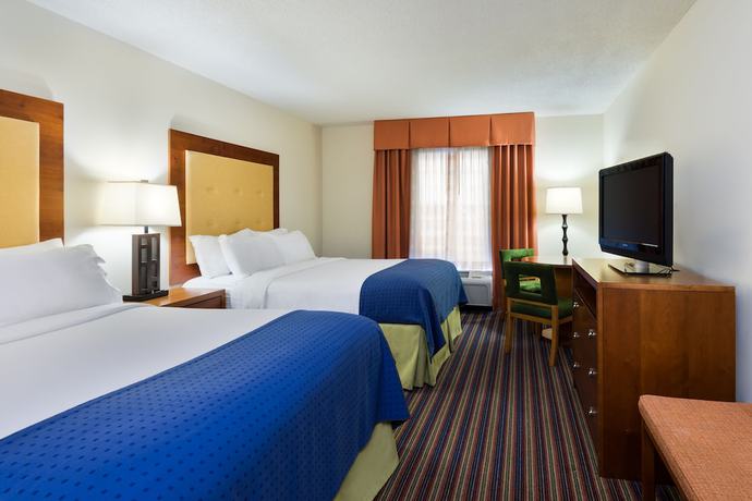 Imagen de la habitación del Hotel Deltas by Marriott Colonial Heights. Foto 4