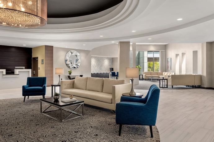 Imagen de los interiores del Hotel Deltas by Marriott Somerset. Foto 18