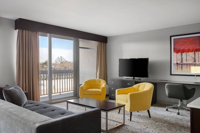 Imagen de la habitación del Hotel Deltas by Marriott Somerset. Foto 8