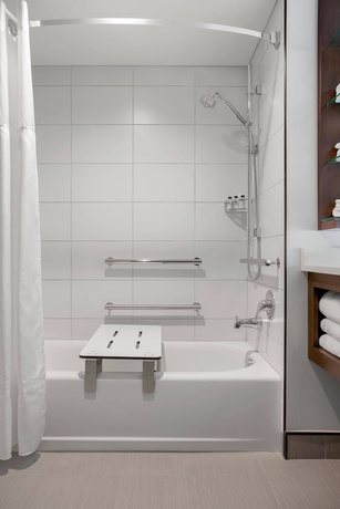 Imagen de la habitación del Hotel Deltas by Marriott Somerset. Foto 14