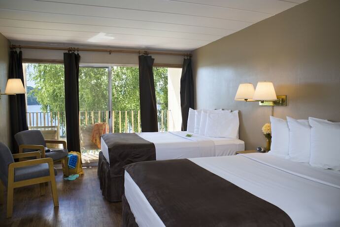 Imagen de la habitación del Hotel Delton Oaks Resort. Foto 15