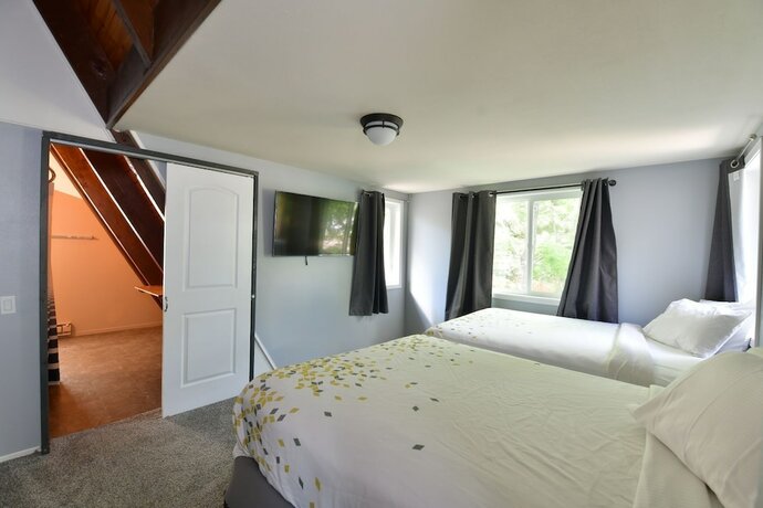 Imagen de la habitación del Hotel Delton Oaks Resort. Foto 18