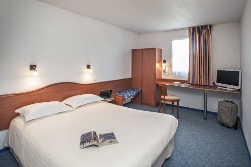 Imagen de la habitación del Hotel Deltour Puy En Velay. Foto 2