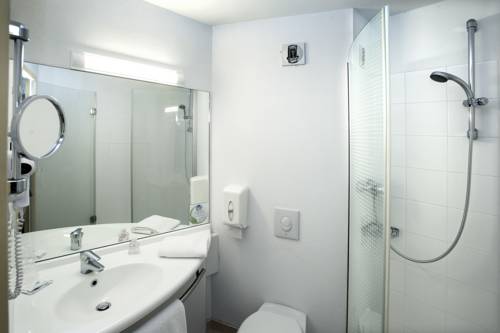 Imagen de la habitación del Hotel Deltour Puy En Velay. Foto 6