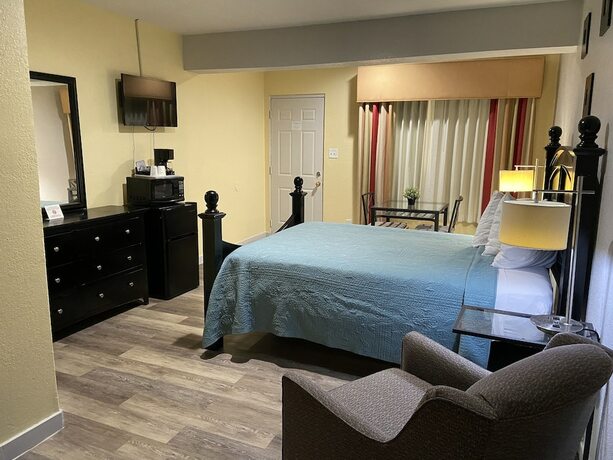 Imagen de la habitación del Hotel Delux Inn Clearwater. Foto 18