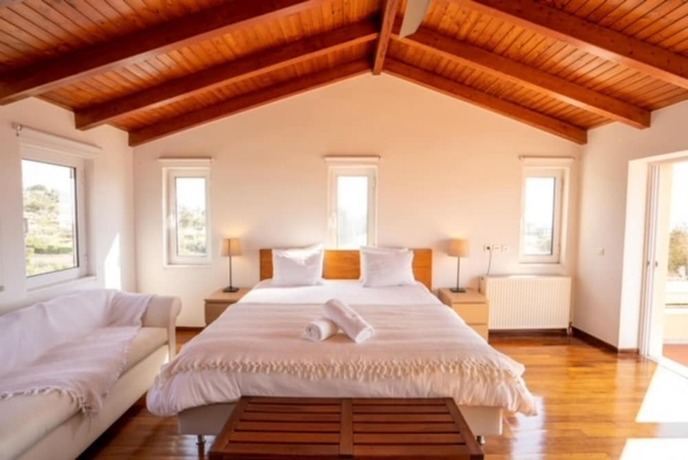 Imagen general del Hotel Deluxe 5 Bdrm Villa w Pool Next to the Beach. Foto 8