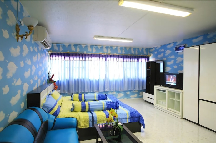 Imagen de la habitación del Hotel Deluxe At Popular Condo. Foto 12