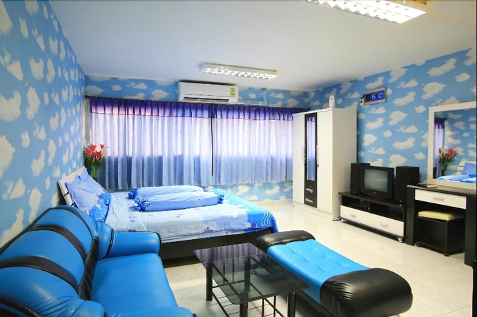 Imagen de la habitación del Hotel Deluxe At Popular Condo. Foto 15