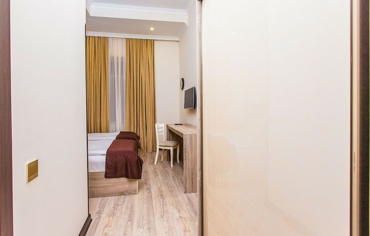 Imagen general del Hotel Deluxe City, Baku. Foto 3