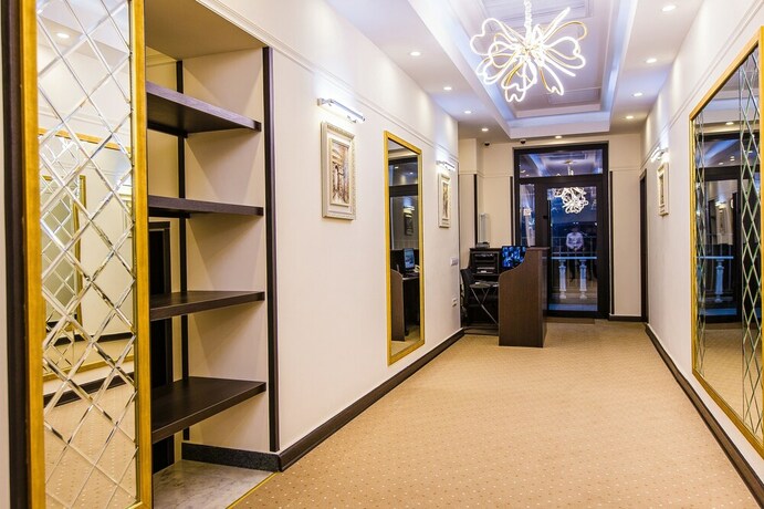 Imagen de los interiores del Hotel Deluxe City, Baku. Foto 30