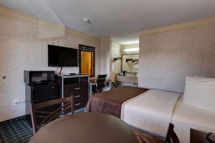 Imagen de la habitación del Hotel Deluxe Inn Fayetteville - I-95 Exit 49. Foto 6