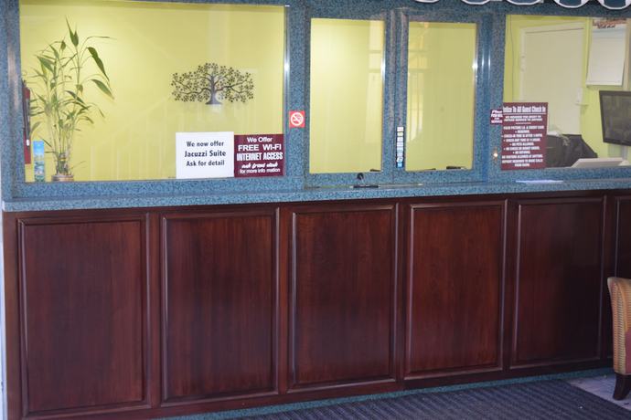 Imagen general del Hotel Deluxe Inn Hawthorne. Foto 1