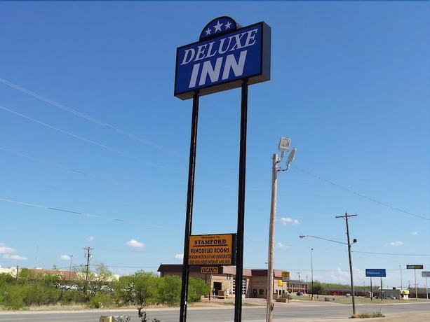 Imagen general del Hotel Deluxe Inn Motel. Foto 2