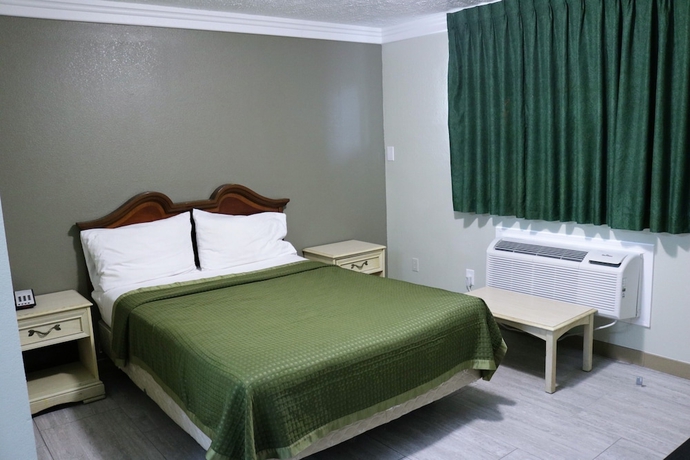 Imagen de la habitación del Hotel Deluxe Inn Motel, Lake Charles. Foto 10
