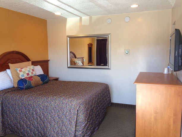 Imagen de la habitación del Hotel Deluxe Inn, South San Francisco. Foto 7