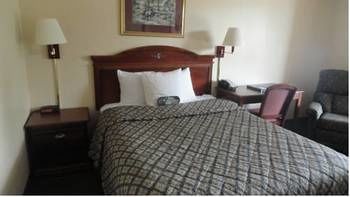 Imagen de la habitación del Hotel Deluxe Inn, Waco . Foto 3