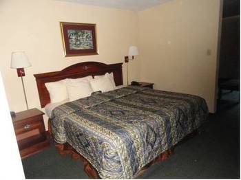Imagen de la habitación del Hotel Deluxe Inn, Waco . Foto 7