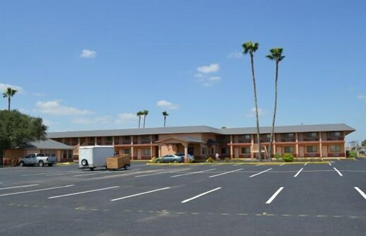 Imagen general del Hotel Deluxe Inn and Suites Weslaco. Foto 3